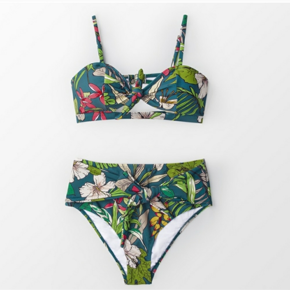 🎊🎊Host Pick  🎊🎊 2 Piece Swim Suit - Picture 2 of 2